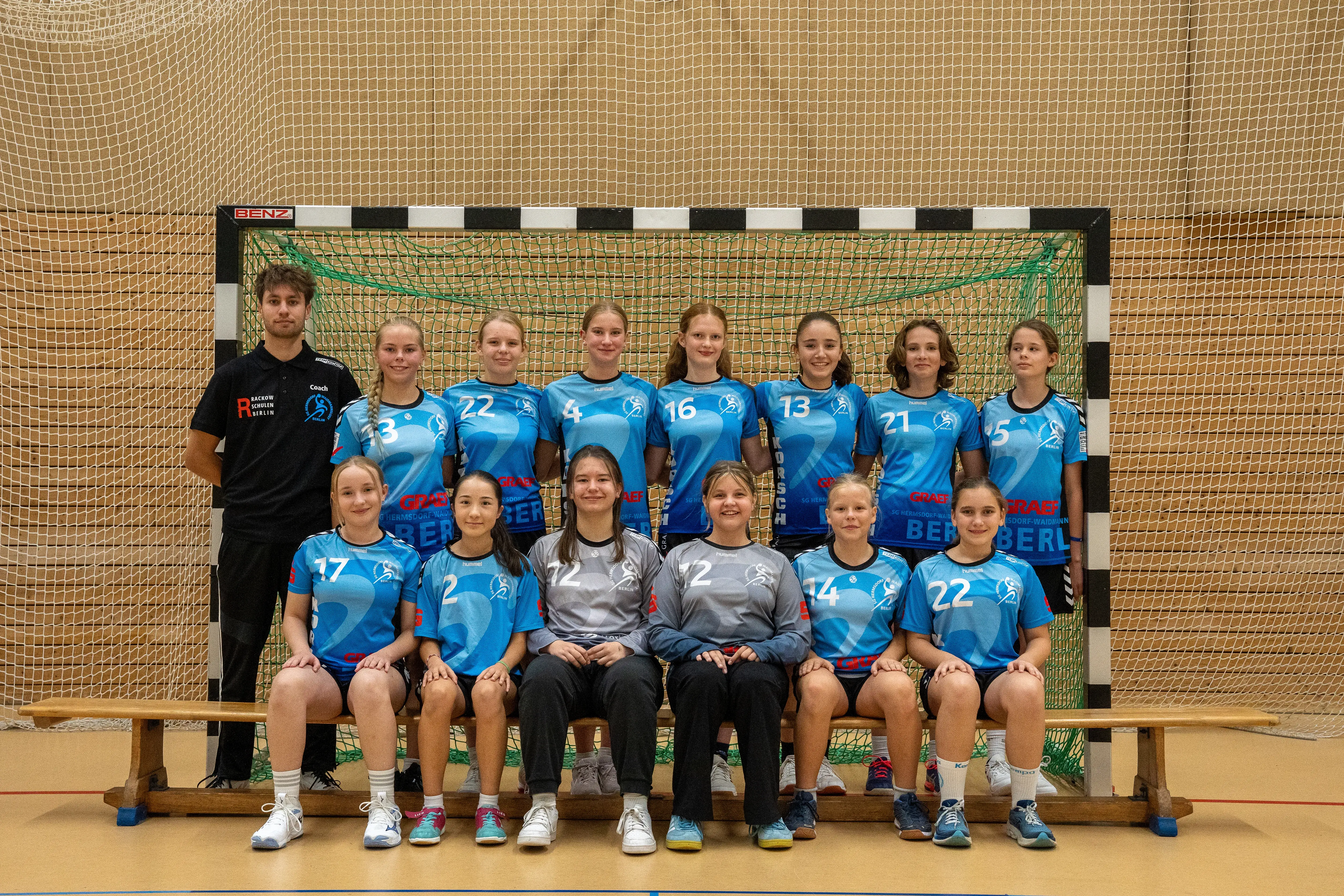 Teamfoto der weibliche C