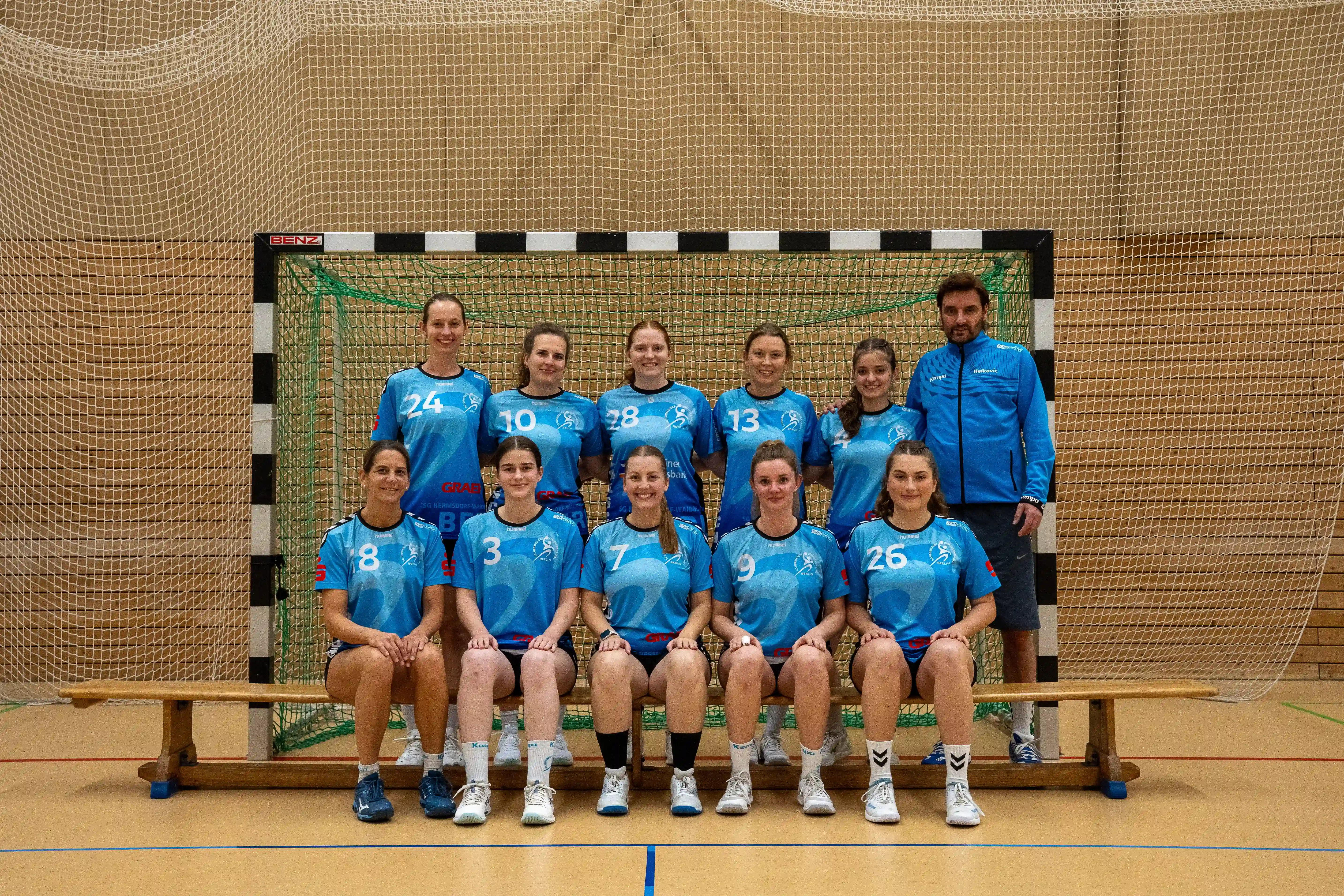 Teamfoto der 1. Frauen
